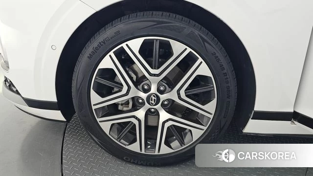 Hyundai Grandeur (GN7) id 4302827 из Кореи 27