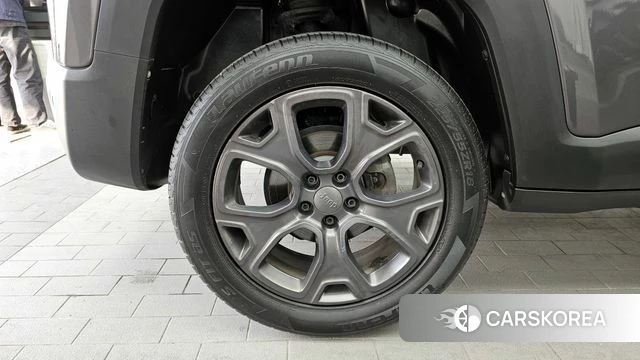 Jeep Renegade id 3923574 из Кореи 15