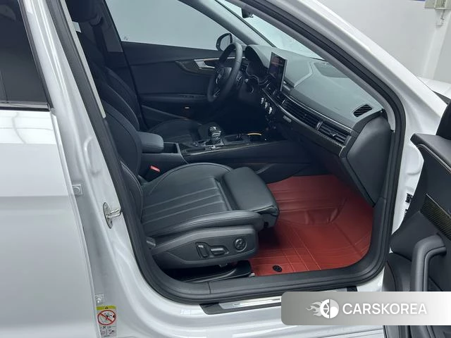 Audi A4L id 4353292 из Китая 14