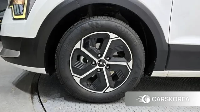 Kia Di Ol Nu Niro id 3735403 из Кореи 15