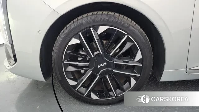 Kia The New K8 Hybrid id 3533419 из Кореи 15