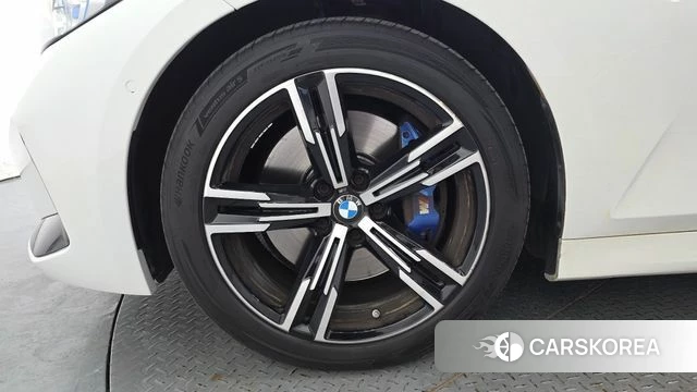 BMW 3 Series (G20) id 4774181 из Кореи 30