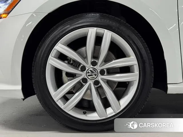 Volkswagen The New Passat id 3474664 из Кореи 15