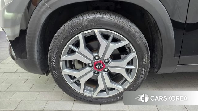 Kia Seltos id 4609879 из Кореи 15