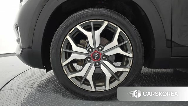 Kia Seltos id 4688951 из Кореи 29