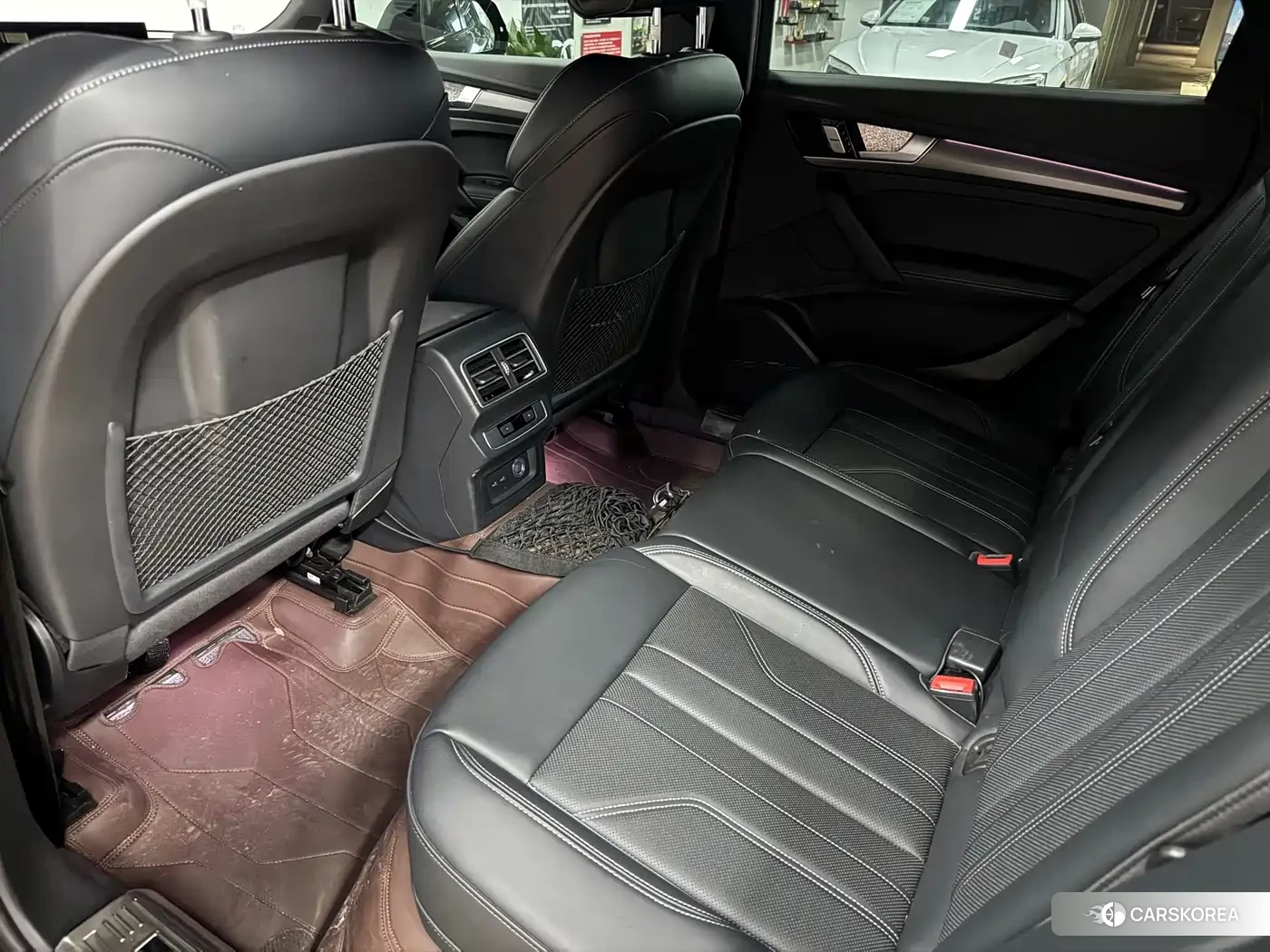Audi Q5L id 4664568 из Китая 7