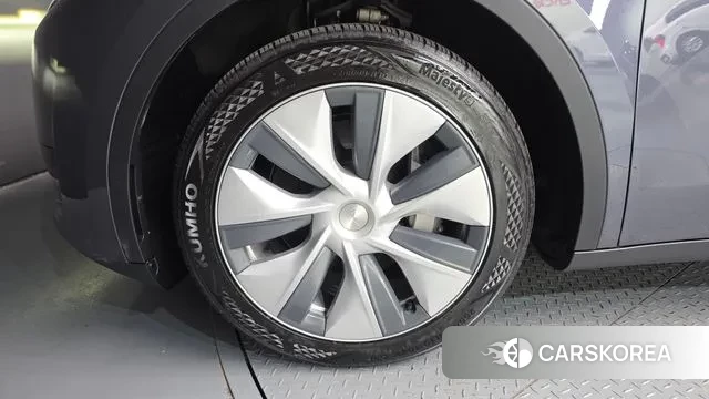 Tesla Model Y id 3365707 из Кореи 15