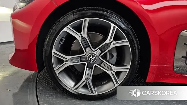 Kia Stinger id 3753839 из Кореи 15