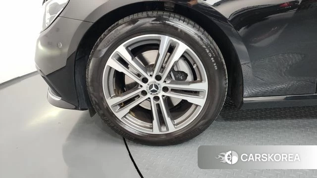Mercedes-Benz E-Class W213 id 4280714 из Кореи 15