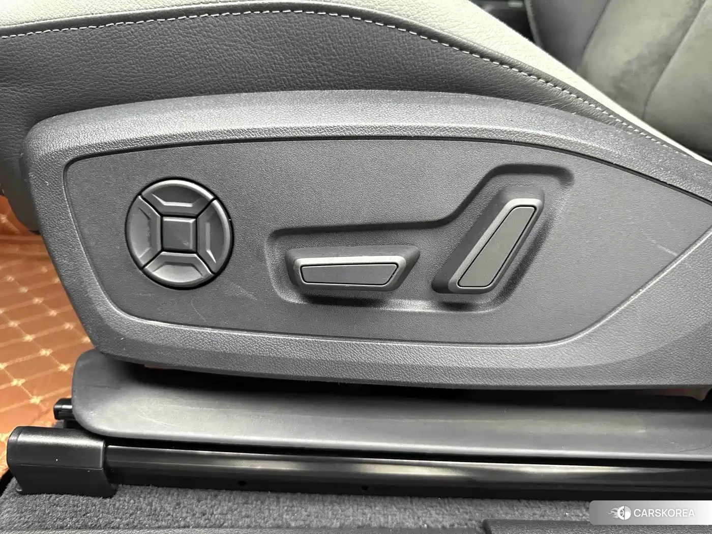 Audi Q3 id 4659795 из Китая 14