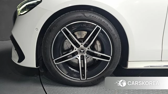 Mercedes-Benz E-Class W214 id 4696157 из Кореи 15