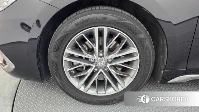 Hyundai Grandeur IG id 4557772 из Кореи 28