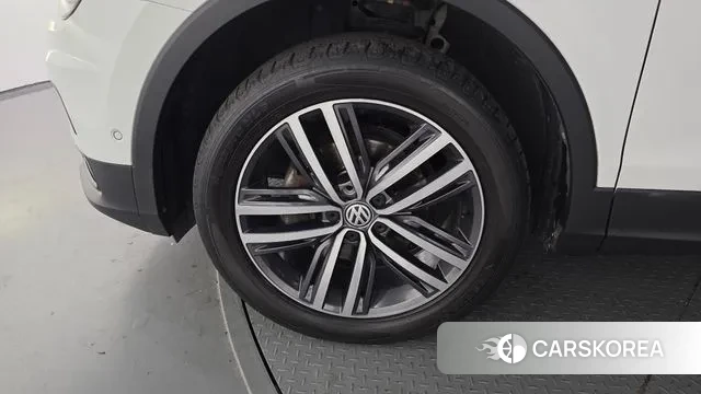 Volkswagen Tiguan Allspace id 3488979 из Кореи 15