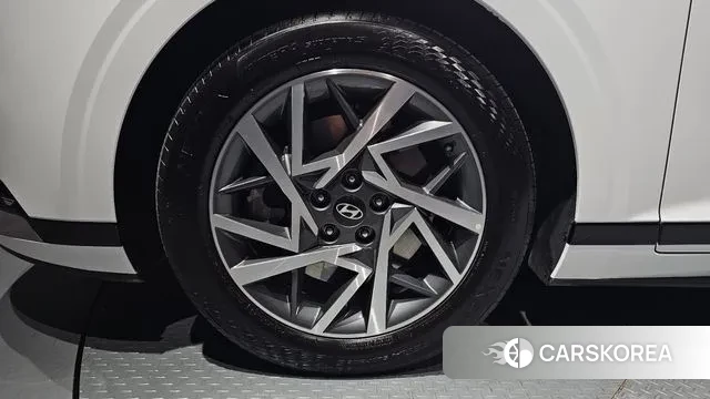 Hyundai Grandeur (GN7) id 3486956 из Кореи 15