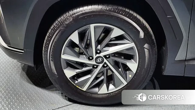 Hyundai Tucson (NX4) id 3586429 из Кореи 15