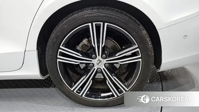 Volvo S60 3rd generation id 3478976 из Кореи 15