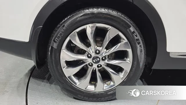 Kia The New Sorento id 3682602 из Кореи 15