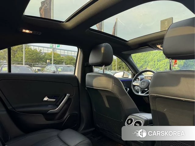 Mercedes-Benz Class A 2022 Белый из Китая, фото 6