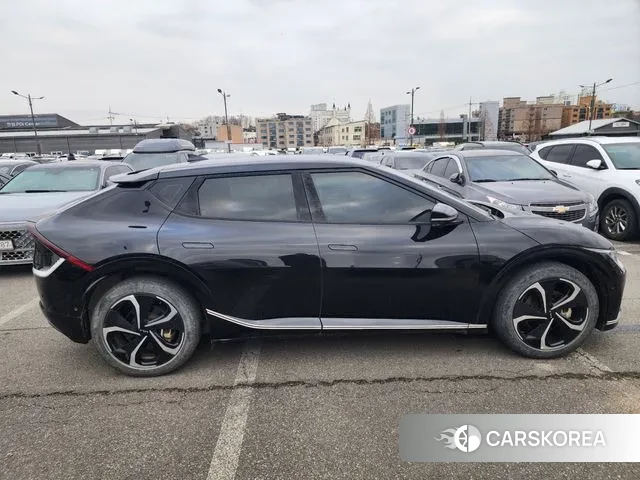 Kia EV6 2022 Черный из Кореи, фото 5