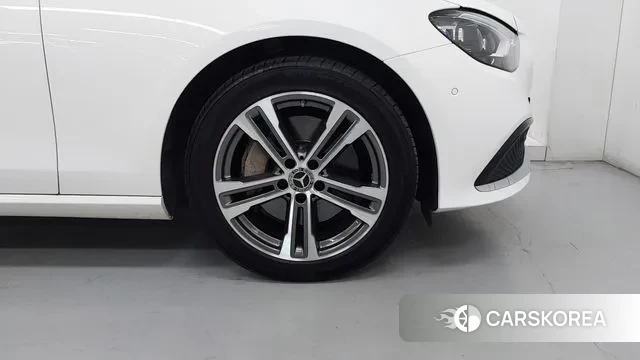 Mercedes-Benz E-Class W213 id 3301745 из Кореи 13
