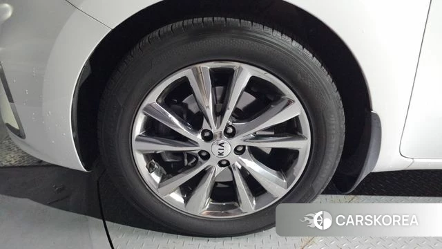 Kia The New Carnival id 3937146 из Кореи 15