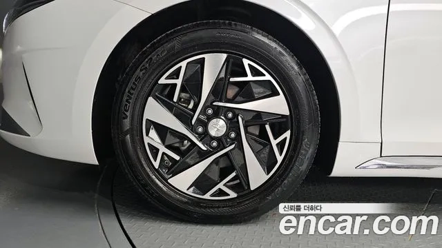 Hyundai The New Grandeur IG Hybrid id 2921856 из Кореи 15