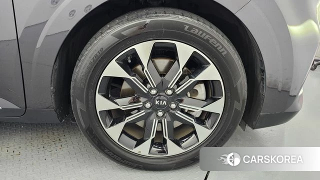 Kia Carnival 4th generation id 4697910 из Кореи 25