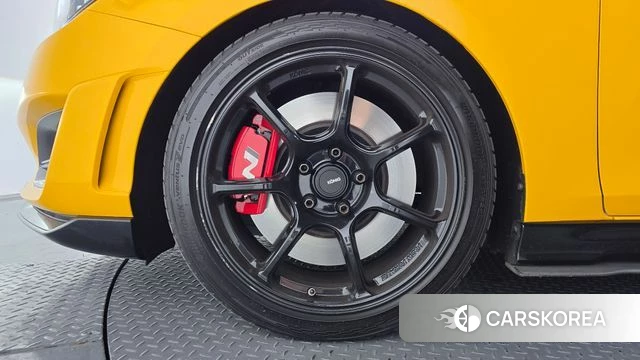 Hyundai Veloster (JS) id 4936596 из Кореи 27