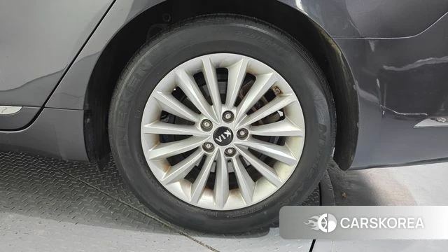 Kia Come New K7 id 3886552 из Кореи 15