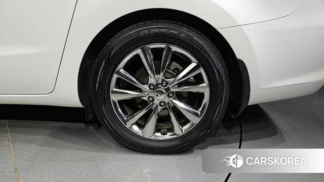 Kia The New Carnival id 3894057 из Кореи 15