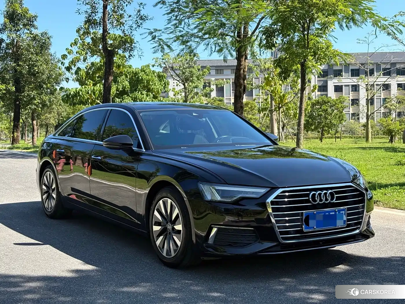 Audi A6L 2022 Черный из Китая, фото 5