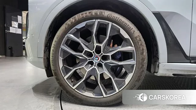 BMW X7 (G07) id 3725841 из Кореи 15