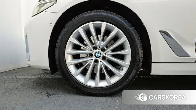 BMW 5 Series (G30) id 3324236 из Кореи 15