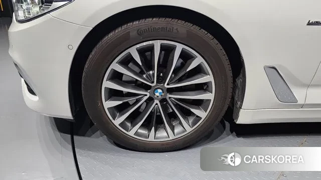 BMW 5 Series (G30) id 2966559 из Кореи 15