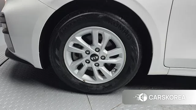 Kia Come New K3 id 3417763 из Кореи 15