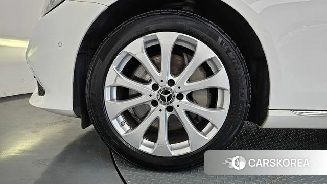 Mercedes-Benz E-Class W213 id 4764915 из Кореи 32
