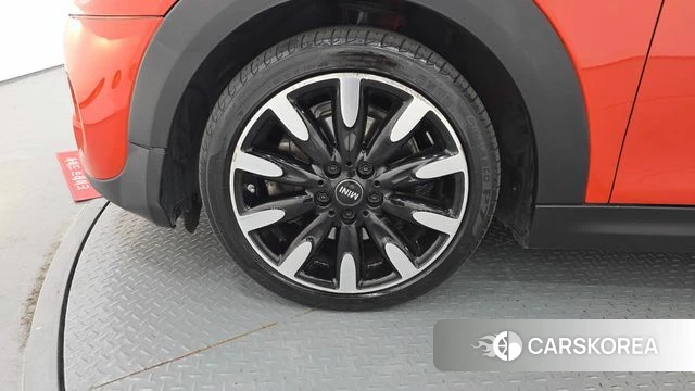 Mini Cooper S id 4894967 из Кореи 25