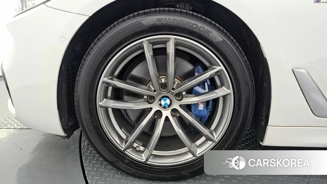 BMW 5 Series (G30) id 3854037 из Кореи 15