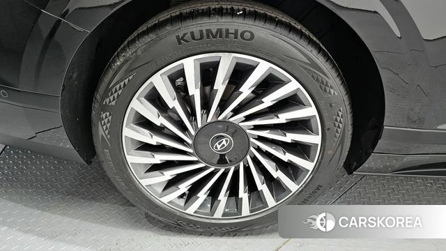 Hyundai Grandeur (GN7) id 4400302 из Кореи 25