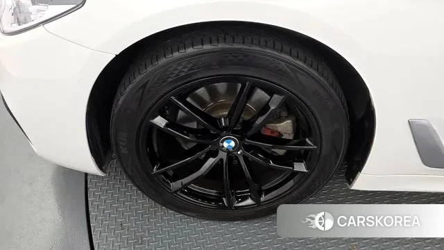 BMW 5 Series (G30) id 3504947 из Кореи 15