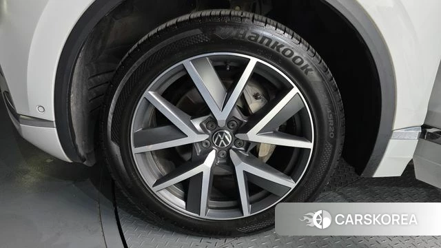 Volkswagen Touareg 3rd generation id 3893150 из Кореи 15