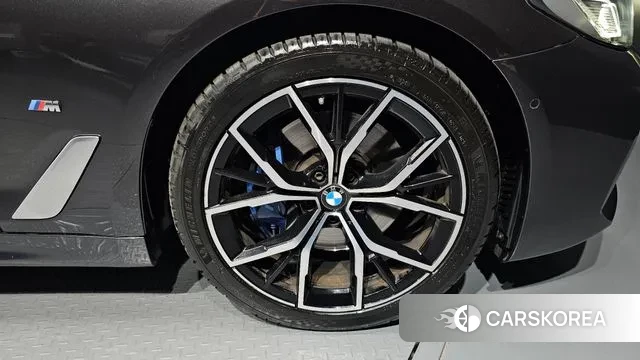 BMW 5 Series (G30) id 2985687 из Кореи 15