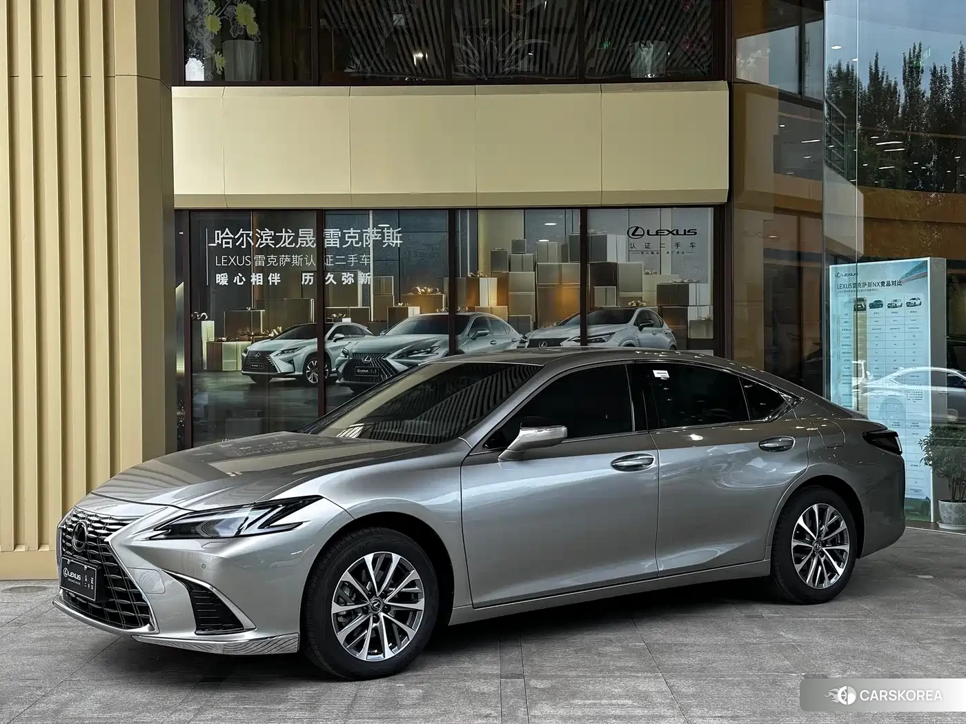 Lexus ES id 4514232 из Китая 8