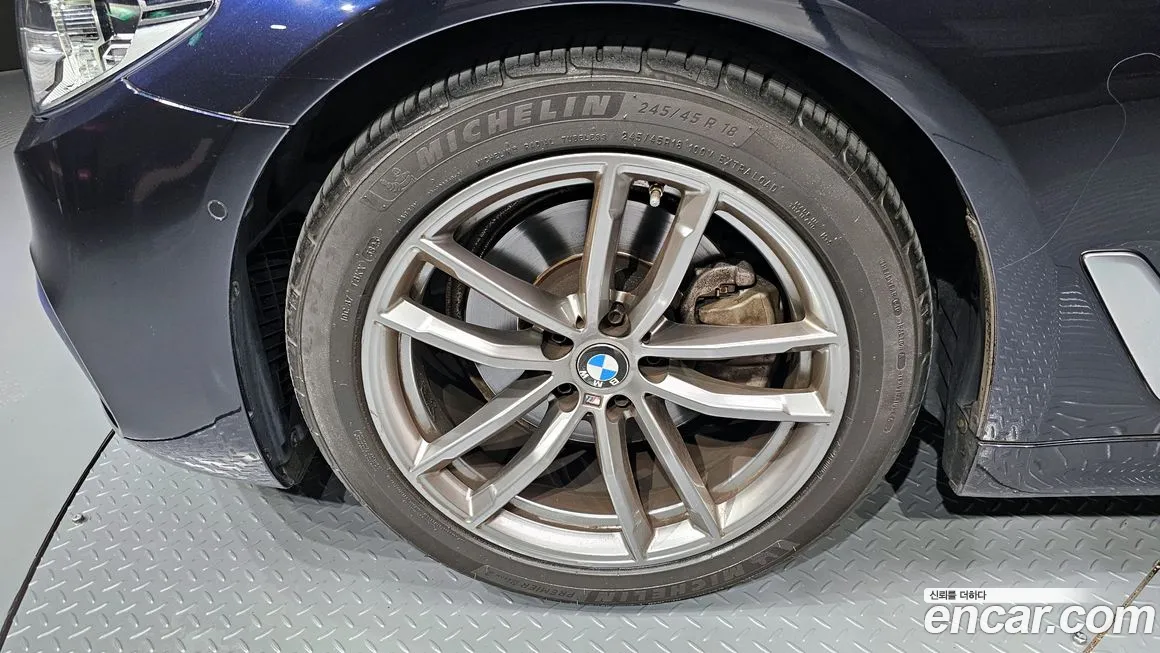 BMW 5 Series (G30) id 2045310 из Кореи 15