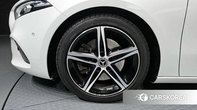 Mercedes-Benz A-Class W177 id 4402886 из Кореи 26