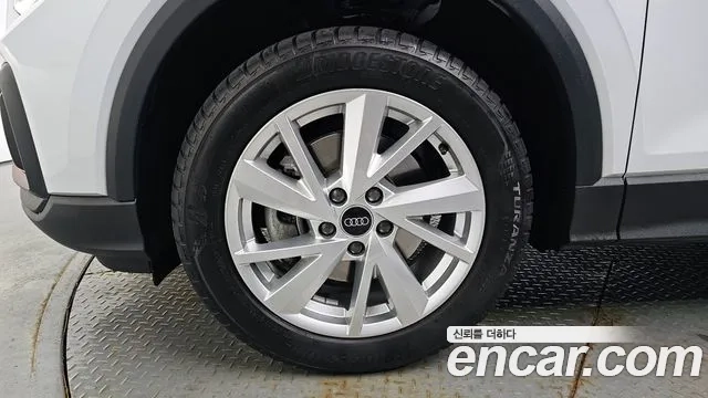 Audi Q2 id 2867610 из Кореи 15