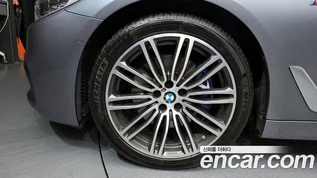 BMW 5 Series (G30) id 2928261 из Кореи 15