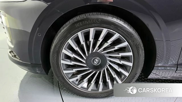 Hyundai Grandeur Hybrid (GN7) id 3850852 из Кореи 15