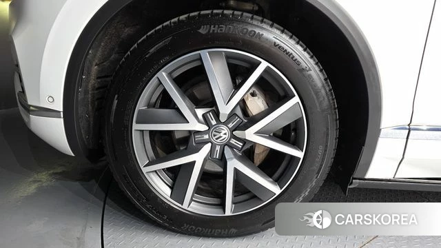 Volkswagen Touareg 3rd generation id 4542749 из Кореи 32