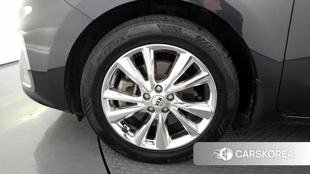 Kia The New Carnival id 4378163 из Кореи 31